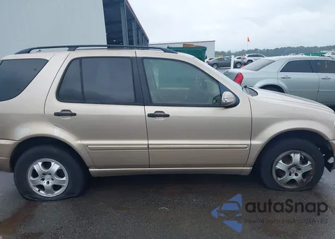 4JGAB57E13A404190